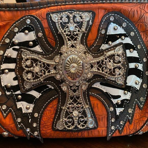 NWT Leather Burnt Orange Cross/Wing Concealed Handgun Purse/Wallet Set B… - Picture 3 of 9